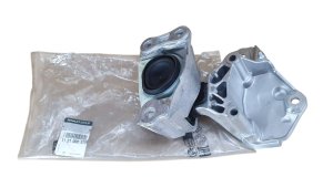 Engine Mount 112100057R Renault Megane III 2.0 TCe Genuine New