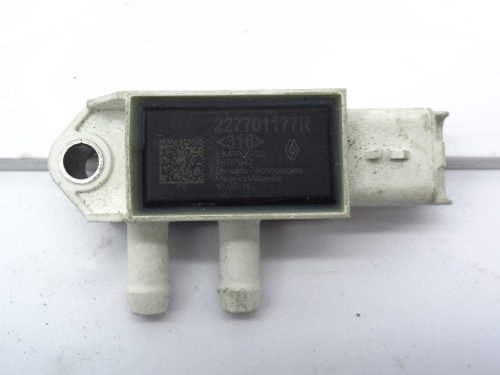 Vacuum Valve, Connector 227701177R Renault | Nissan New Genuine