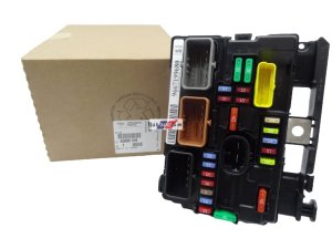 Fuse Box 6500HV Citroen Peugeot DS3 C3 207 1007 New Original