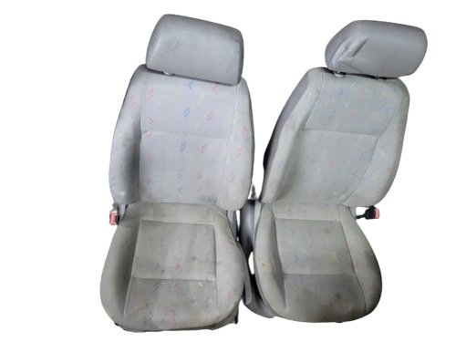 Front Seats 2K0881105A OE Volkswagen Caddy