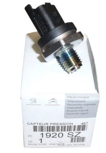 Fuel Pressure Sensor 2.0 HDI 1920SZ New OE Citroen Peugeot C5