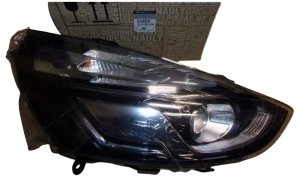 Headlight Right  Xenon 260104360R Renault Clio 4 Original