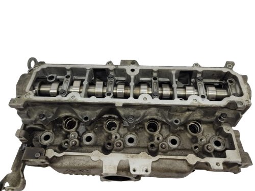 The cylinder head  1.4 1.6 e-HDI 8v 9684487210 0200HS TDCI Citroen Peugeot Ford  Volvo