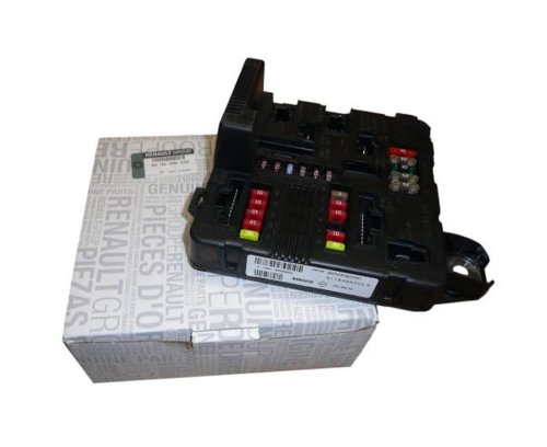 Fuse Box 8200306033 Renault Scenic II Megane II Original 