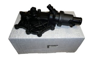 Thermostat Housing 8200561426 Renault Clio II, Laguna II 1.4/1.6 16V Original