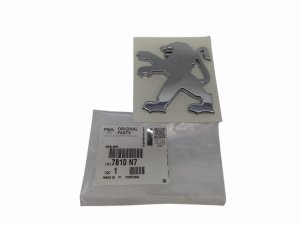 Emblem 7810N7 Peugeot 107 Original 