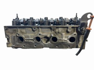 Cylinder Head 1.4 8v KFW KFV  0200 AC 0200.AC  9634005110 Peugeot Citroen 