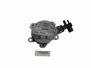 Vacuum Pump 2.2 2.5 DCI 8200102535 Renault