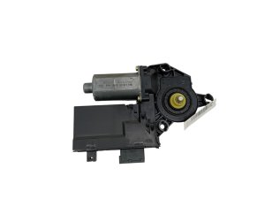 Window Lifting Motor Right Front  9634457480 Peugeot 307