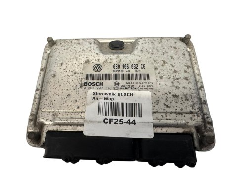 Controller ECU Bosch 030906032CG 0261207178  Vw Seat 