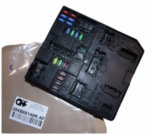 Fuse Box 284B68149R Renault Espace V 2.0DCI New