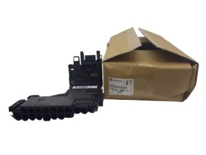 Fuse Box 9666851480 Citroen C4 II/DS 5 Peugeot 508 Original New