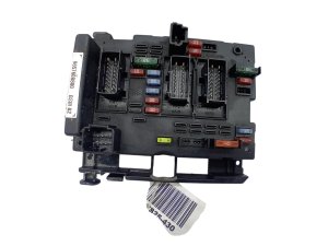 Fuse Module 9657608880 Citroen Peugeot Różne modele New Genuine