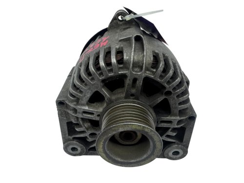 Alternator 1.5 1.9 dci 8200290215 TG11C022  Valeo  Renault