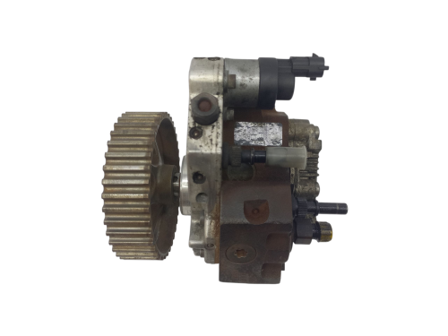 Injection Pump 1.9 DCI 8200108225 0445010075 Bosch Renault 