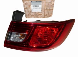 Right Rear Lamp 265506608R Renault Clio IV Original New