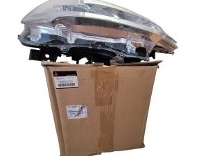 Headlight Right 1607834380 Citroen C4 Aircross Original 