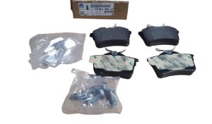Brake Pads Rear 1696258480 Citroen Peugeot 1.6/1.6VTI/1.6 BLUE HDI Original New