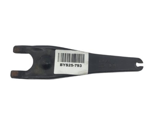 Clutch Release Fork 7700112818 Renault (modele z manualną skrzynią biegów JB1 New Genuine