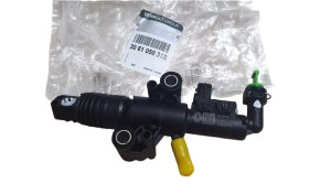 Clutch Master Cylinder 306105031R Renault Master IV 2.0 dCi Genuine New
