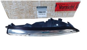 Right LED Daytime Running Light 266008864R Renault Megane III Genuine New