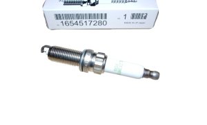 Spark Plug 1654517280 Citroen Peugeot 1.4 1.6THP VTI Genuine New