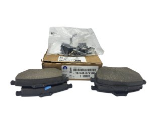 Rear Brake Pads 1693587280 Citroen Peugeot Bosch 268mm Genuine New