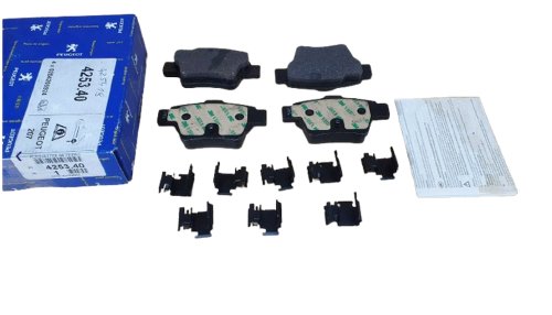 Brake Pads Rear 425340 4253.40 Citroen C4 Peugeot 207 307 Original New