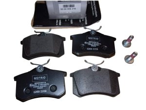 Brake Pads 8660006316 Renault Megane III Rear Genuine New