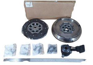 Clutch Kit with Dual Mass Flywheel 1628933580 Citroen C4 Picasso 1.6 HDi Genuine New