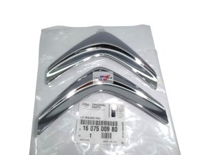 Emblem 1607500980 Citroen C3 II DS3 New Original